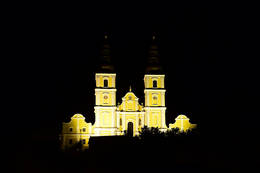 Basilika Mariatrost bei Nacht